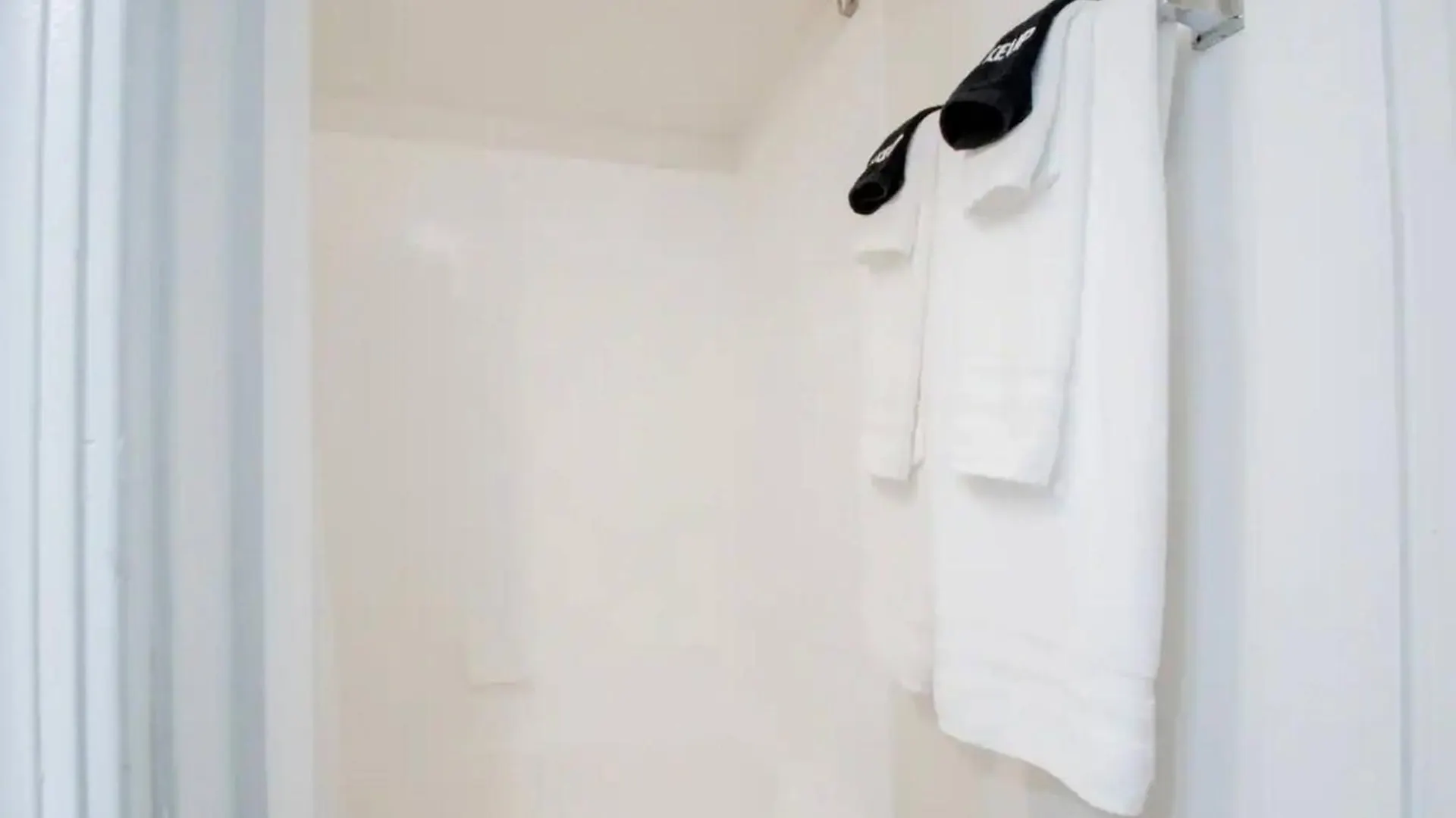 Ultimate Getaway Apartment W/ Firepit & Fitness! フェニックス
