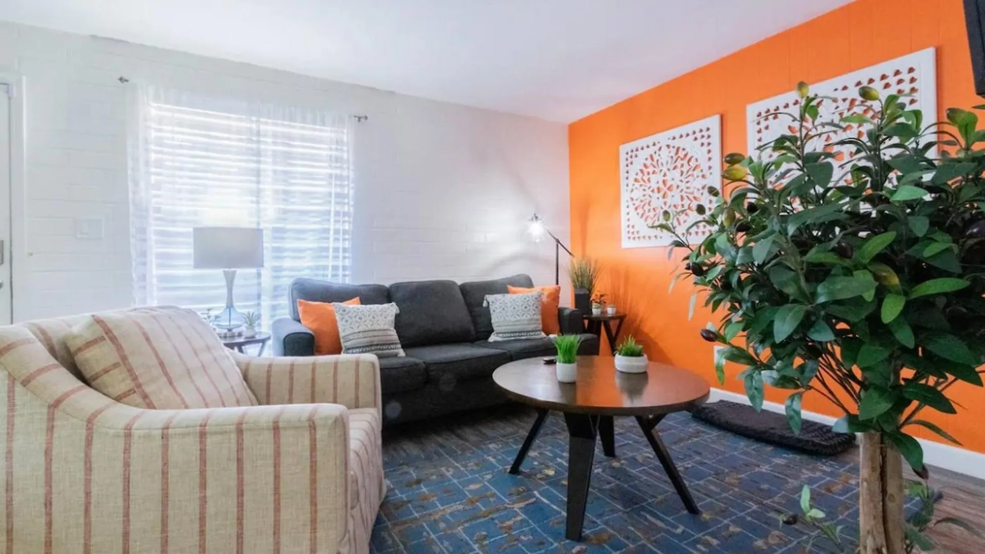Ultimate Getaway Apartment W/ Firepit & Fitness! Phoenix